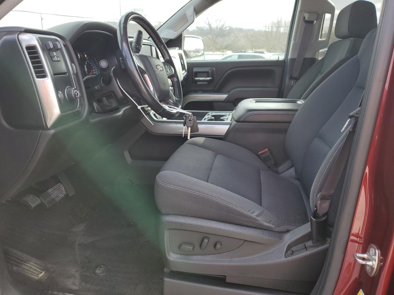 2016 Chevrolet Silverado - Image 7