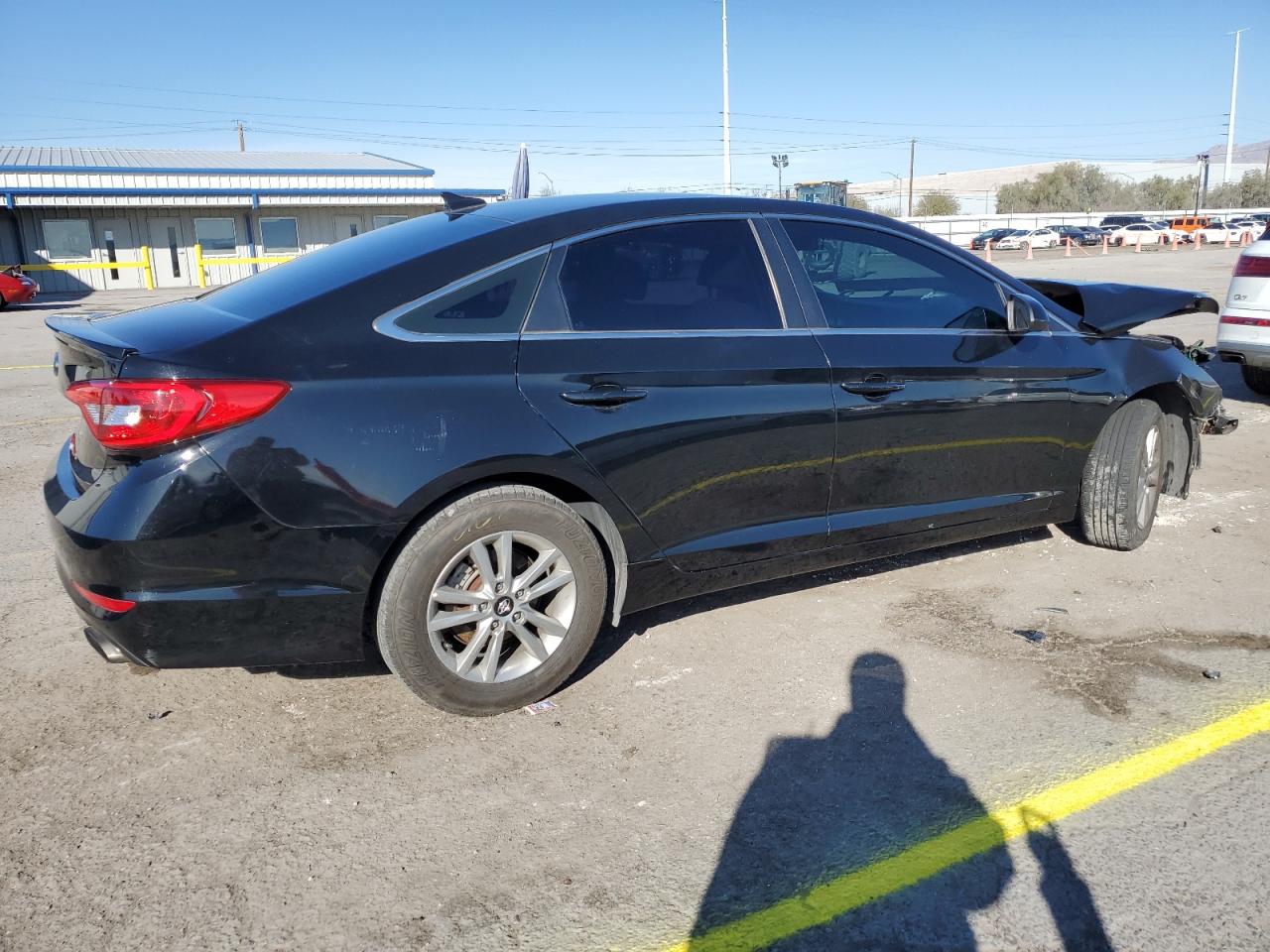 2017 Hyundai Sonata - Image 3