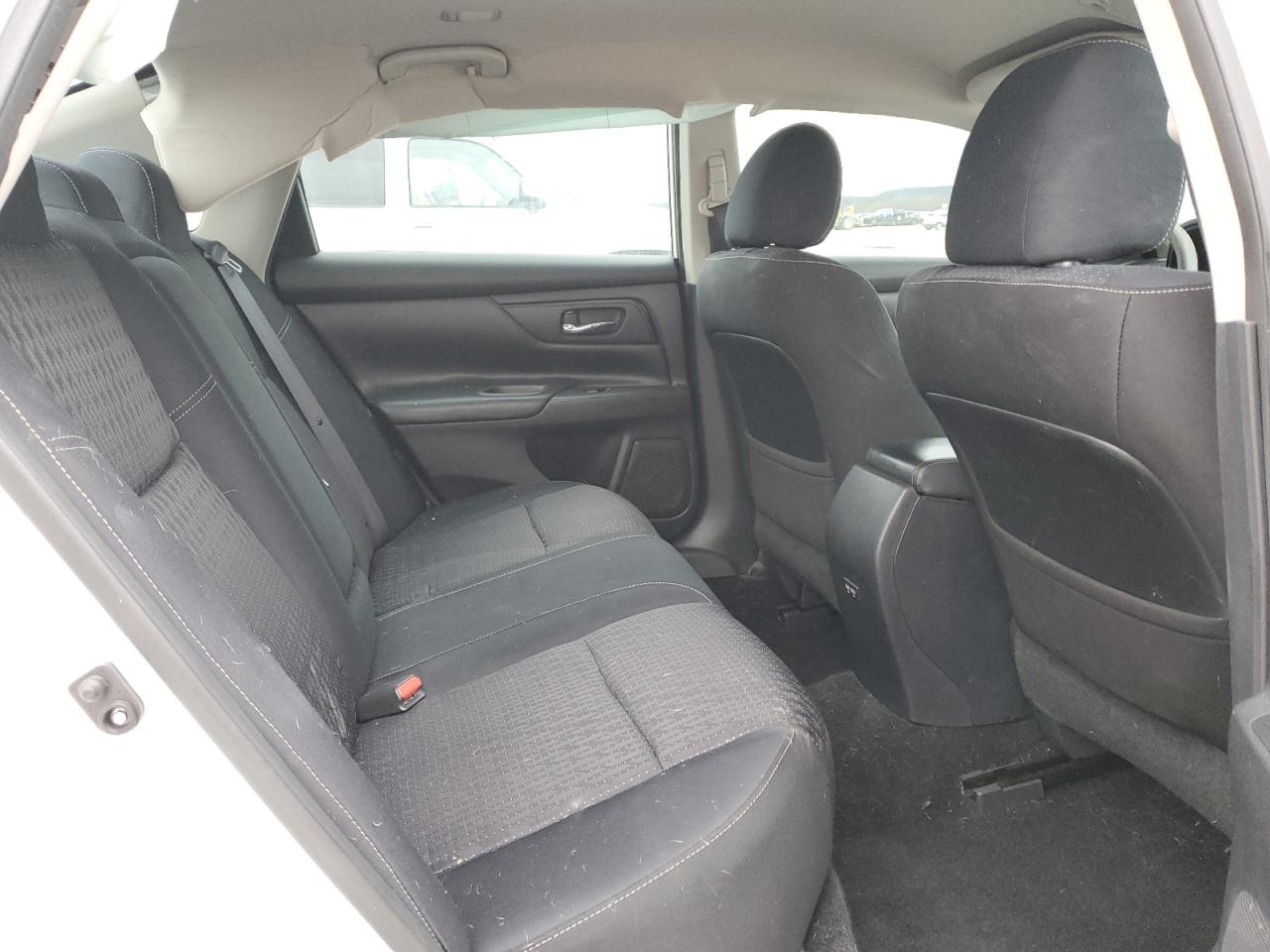 2017 Nissan Altima - Image 10