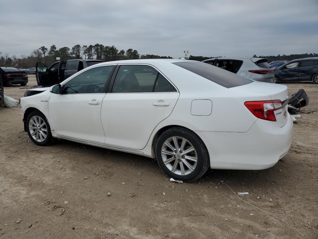 2012 Toyota Camry - Image 2
