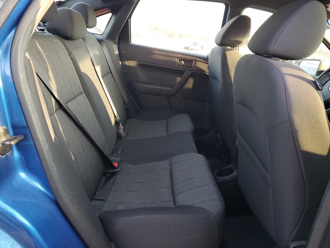 2011 Ford Focus - Image 10
