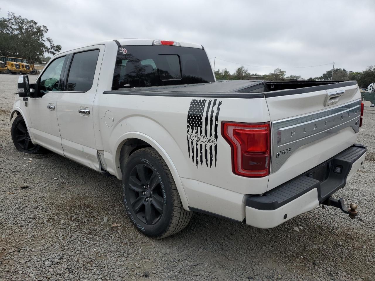 2015 Ford F-150 - Image 2