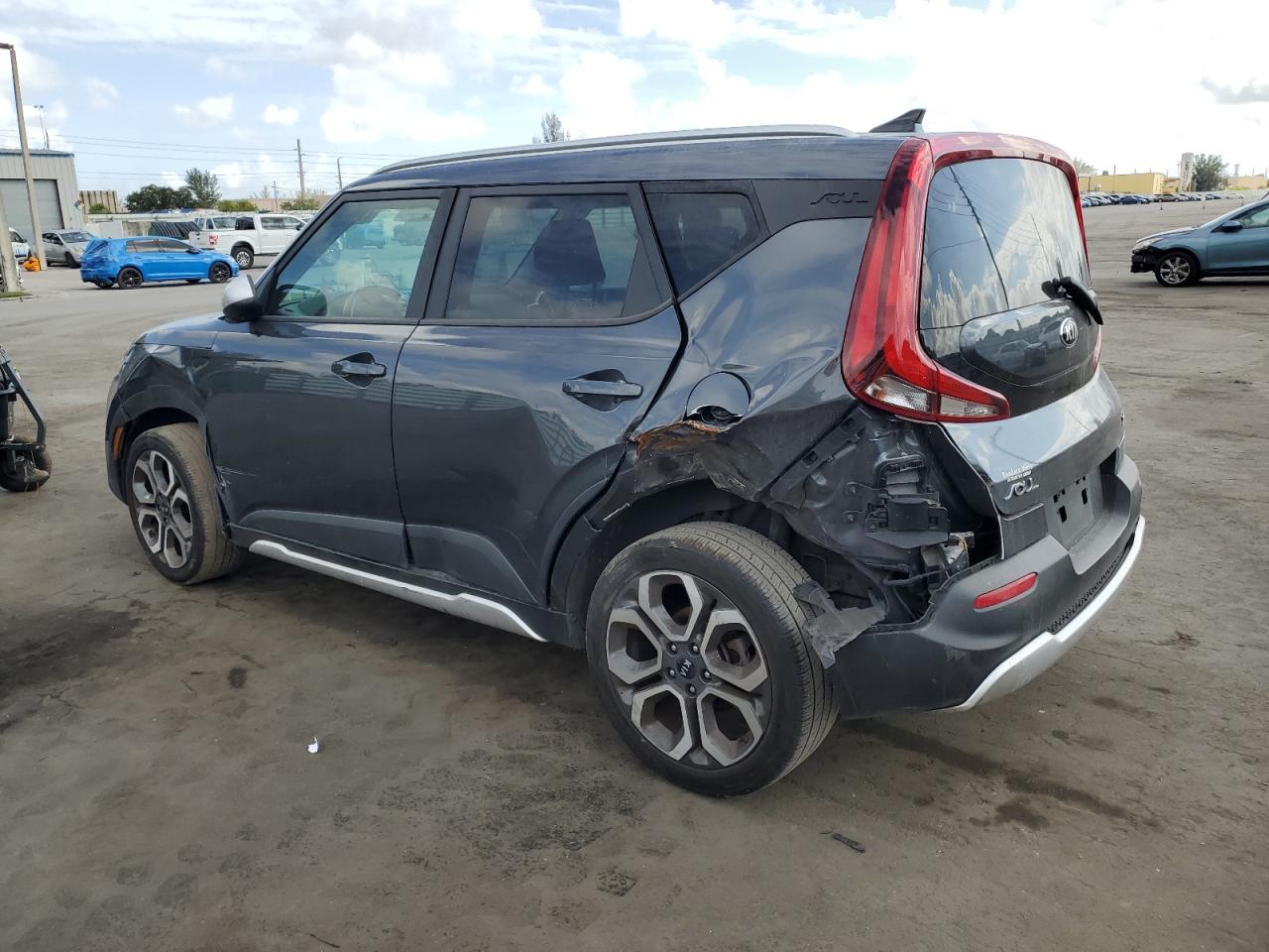 2020 Kia Soul - Image 2