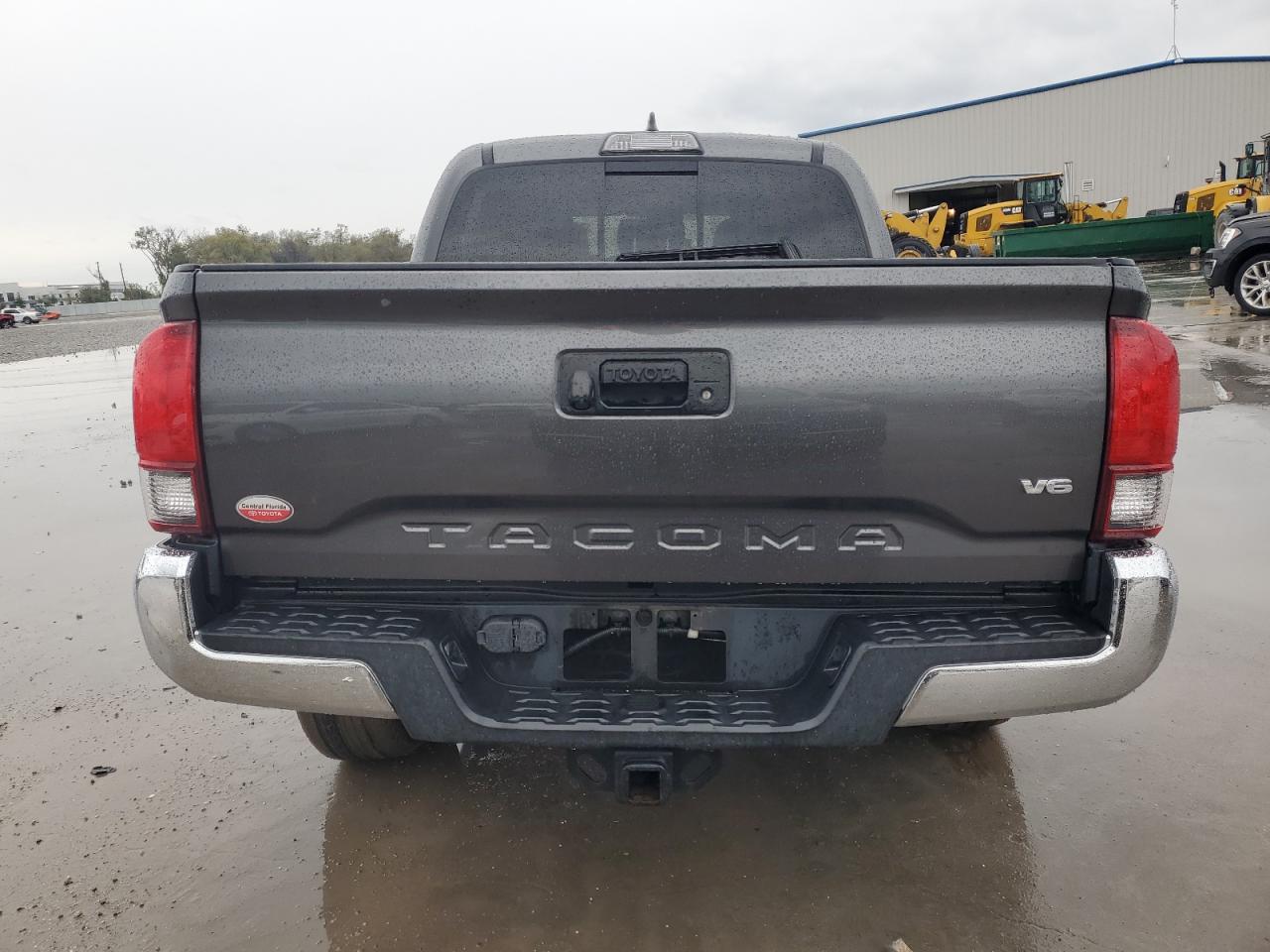 2019 Toyota Tacoma - Image 6