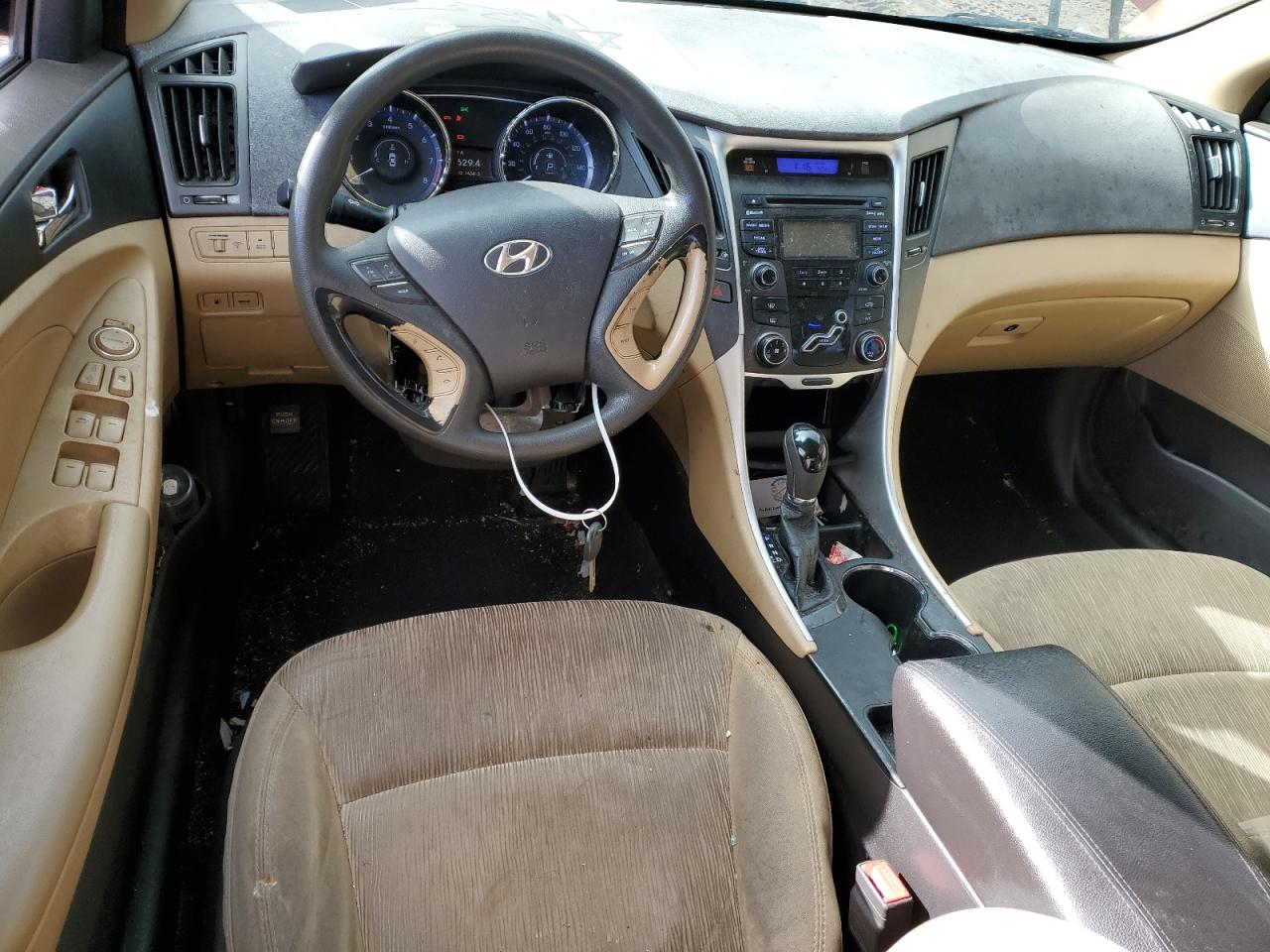 2012 Hyundai Sonata - Image 8