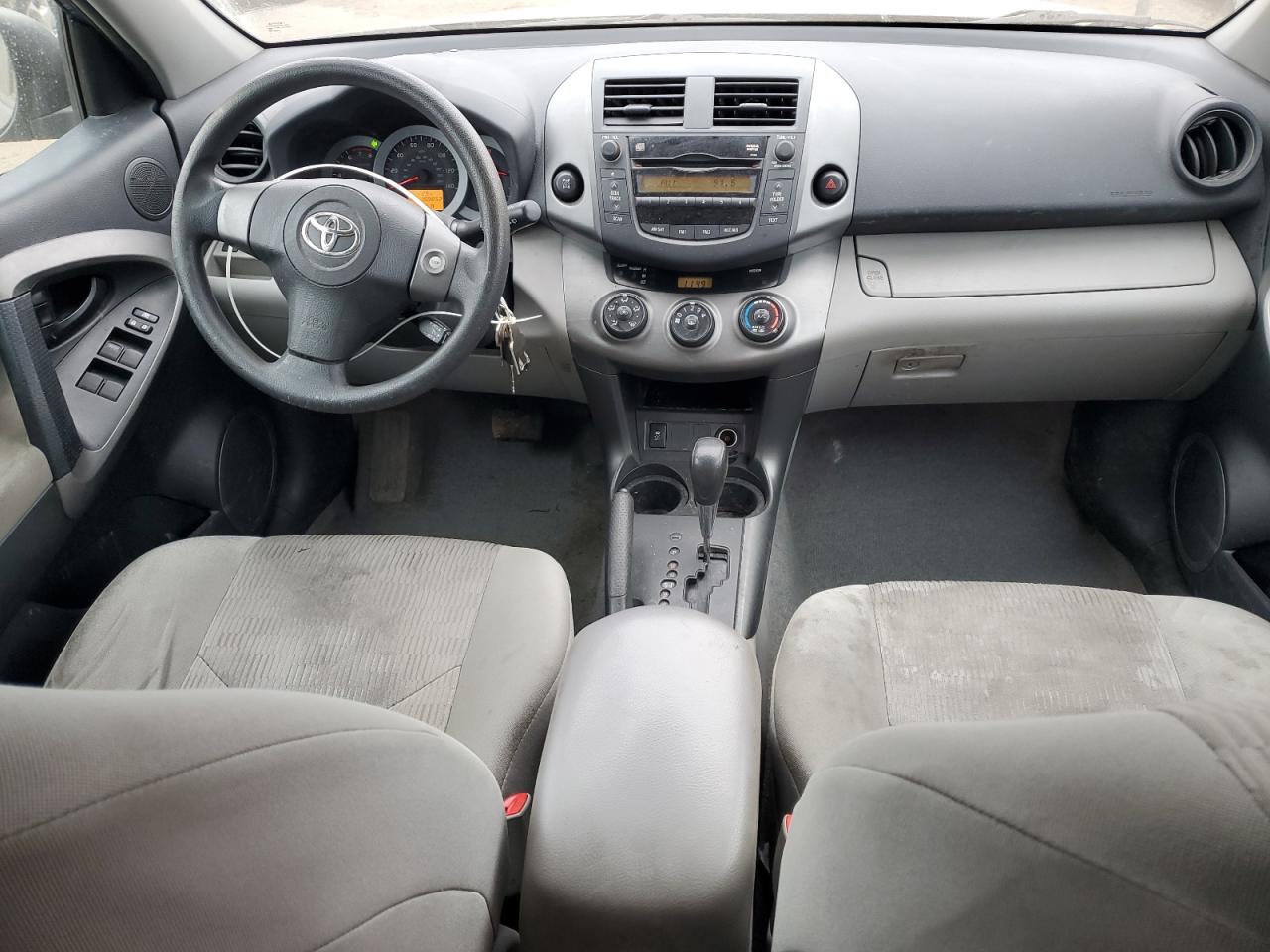 2010 Toyota RAV 4 - Image 8
