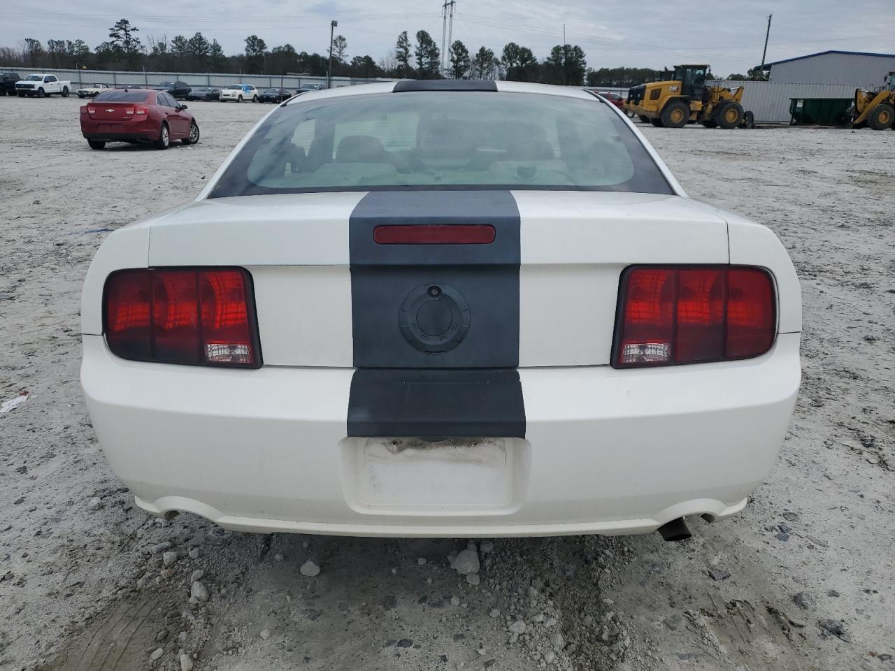 2007 Ford Mustang - Image 6