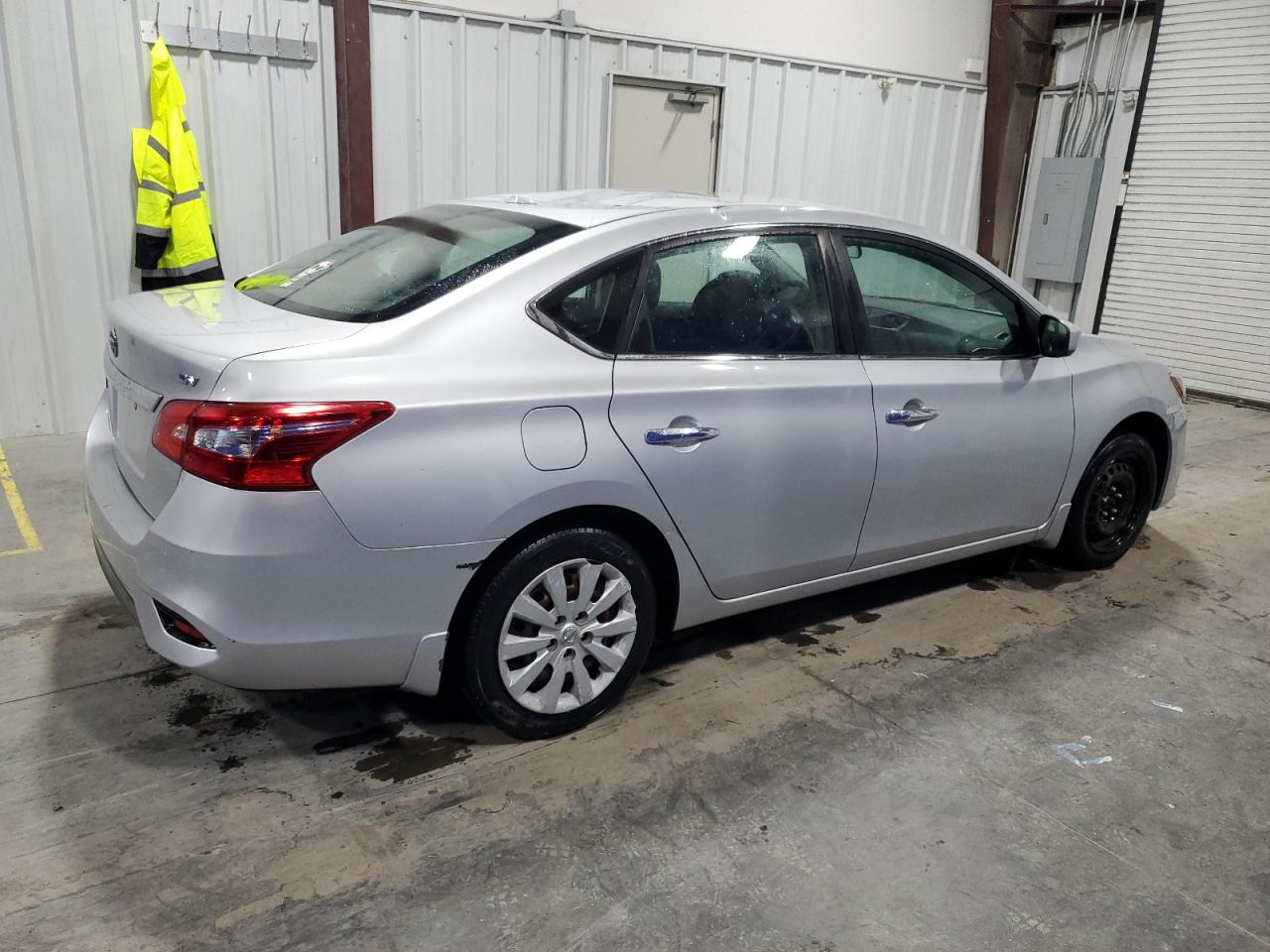 2017 Nissan Sentra - Image 3