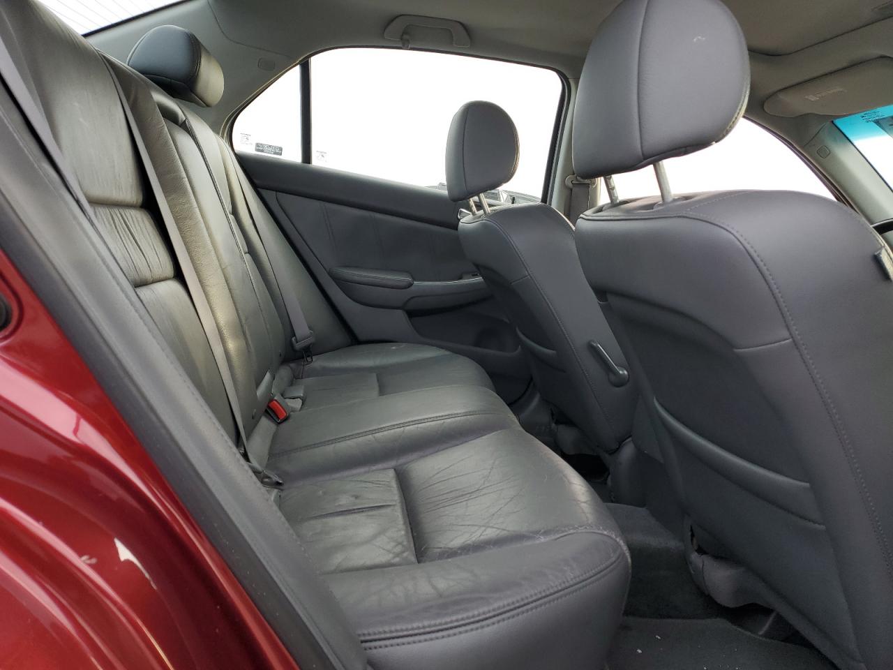 2003 Honda Accord - Image 10