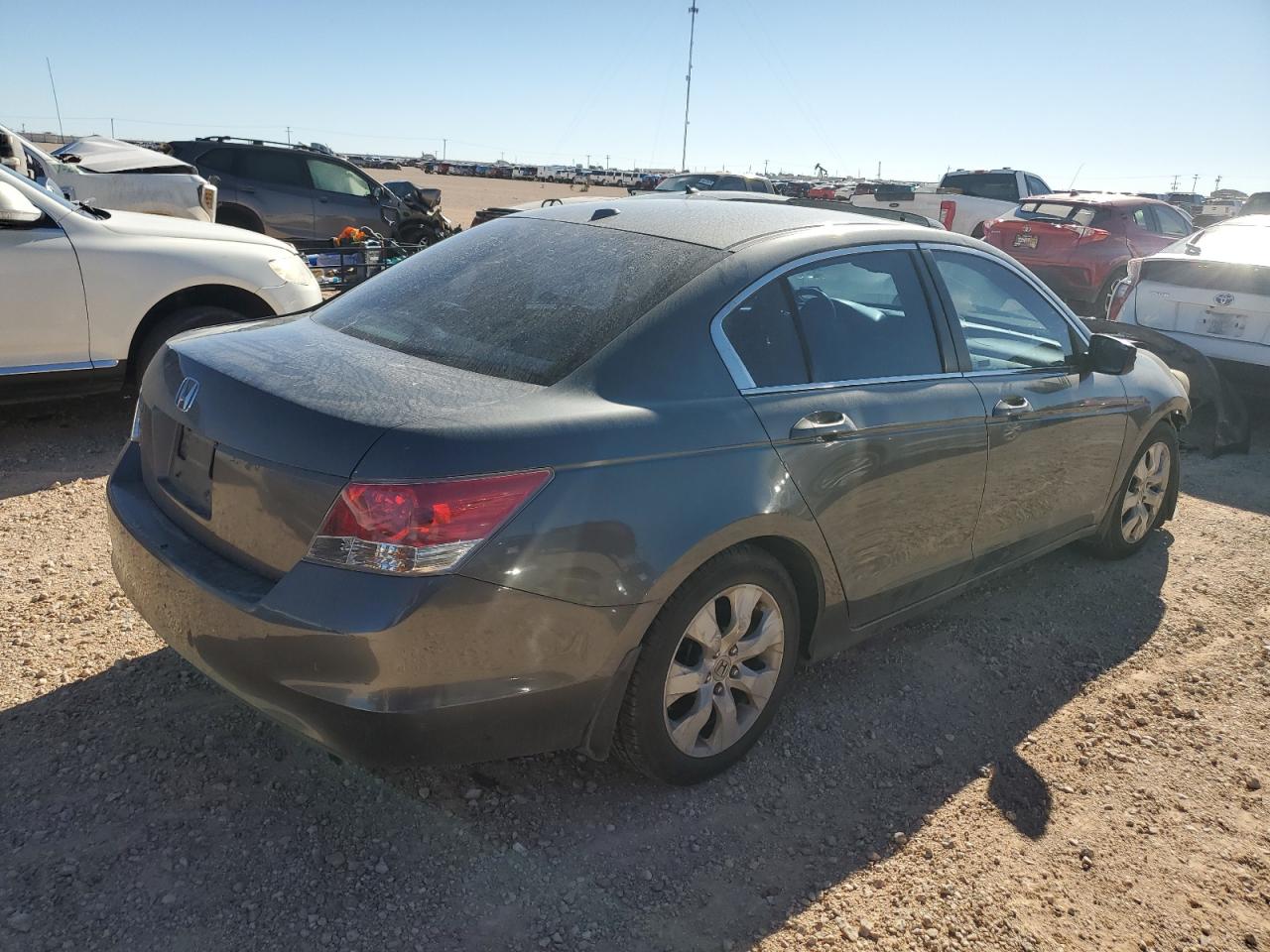 2009 Honda Accord - Image 3