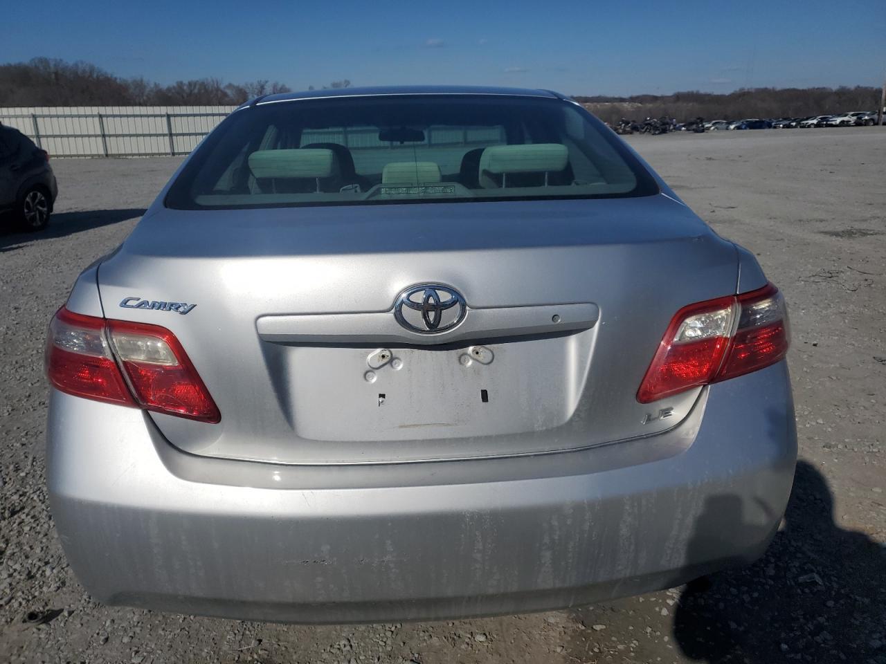 2009 Toyota Camry - Image 6