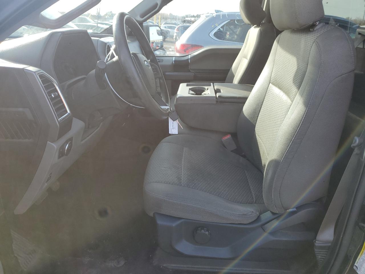 2015 Ford F-150 - Image 7