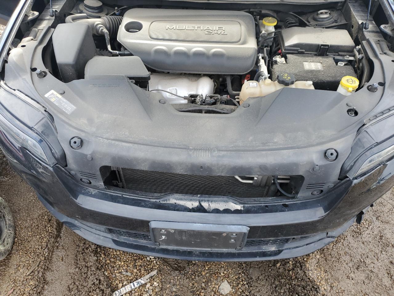 2019 Jeep Grand Cherokee - Image 12