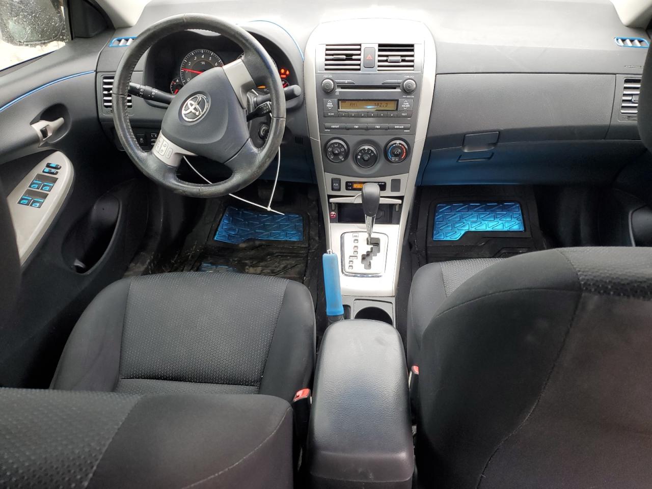 2010 Toyota Corolla - Image 8