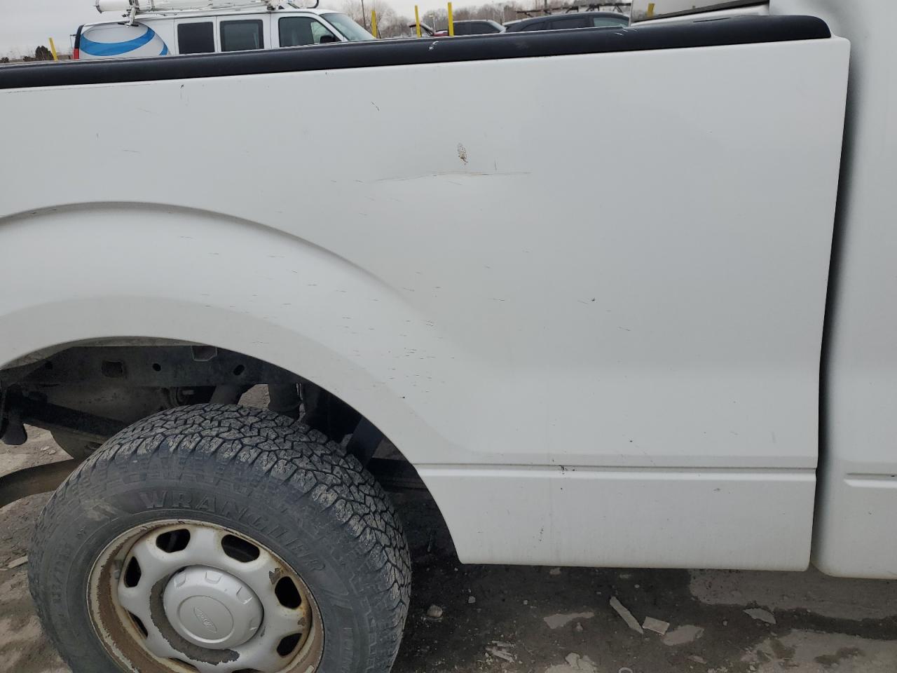 2013 Ford F-150 - Image 10