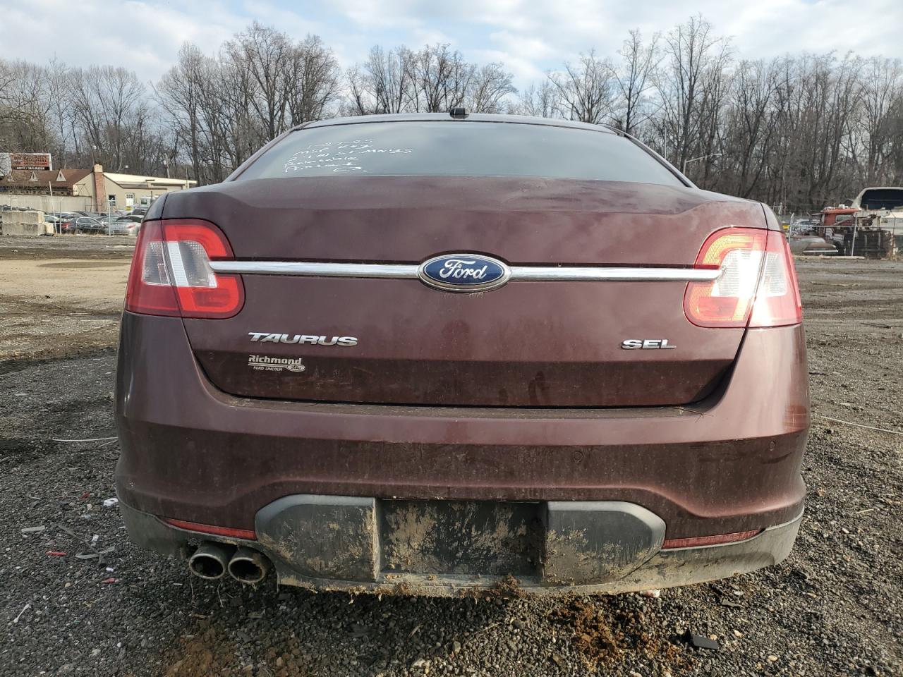 2012 Ford Taurus - Image 6