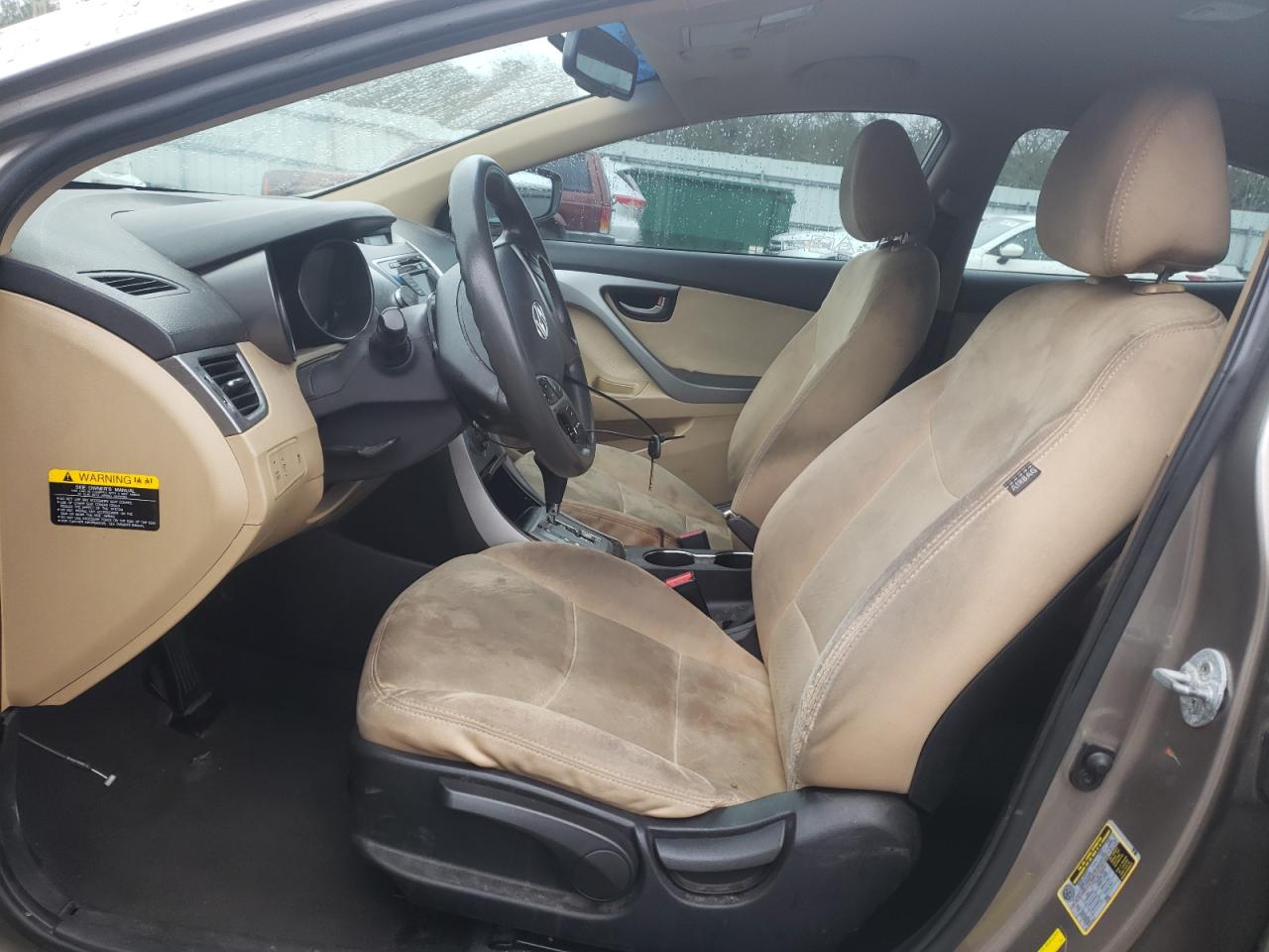 2013 Hyundai Elantra - Image 7