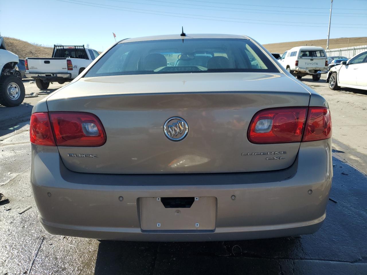 2007 Buick Lucerne - Image 6