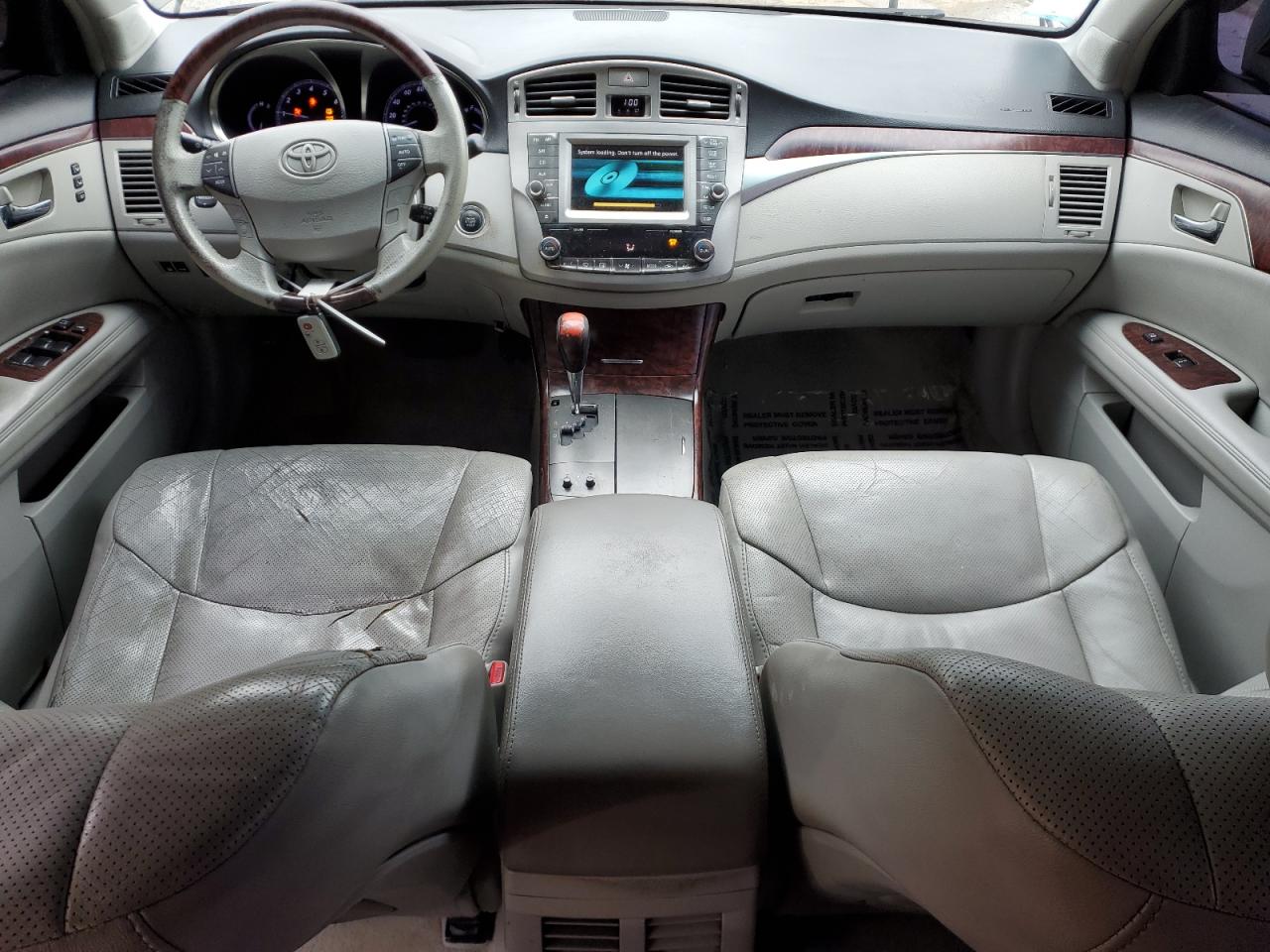 2011 Toyota Avalon - Image 8