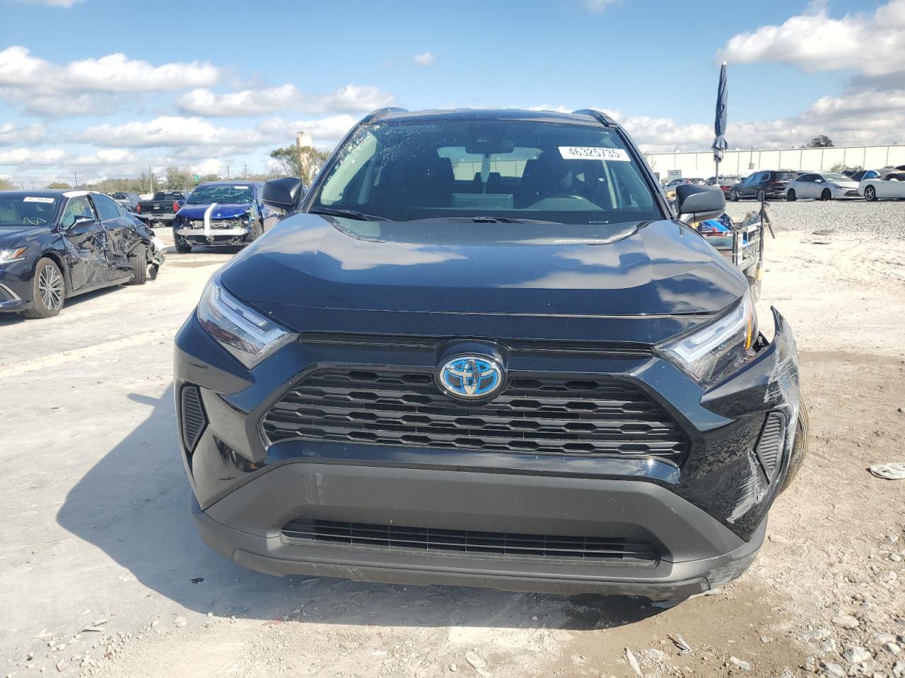 2024 Toyota RAV 4 - Image 5
