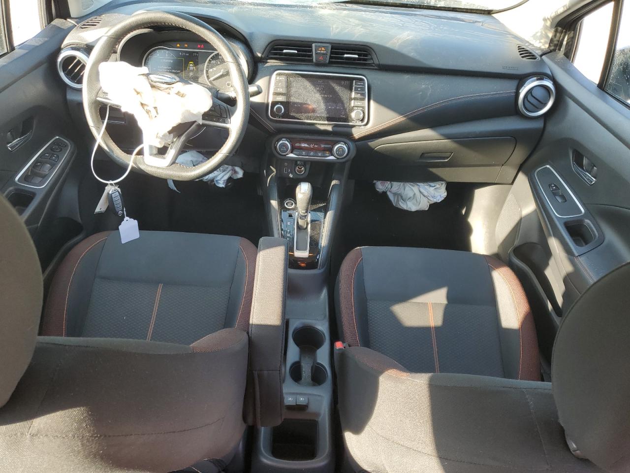 2020 Nissan Versa - Image 8
