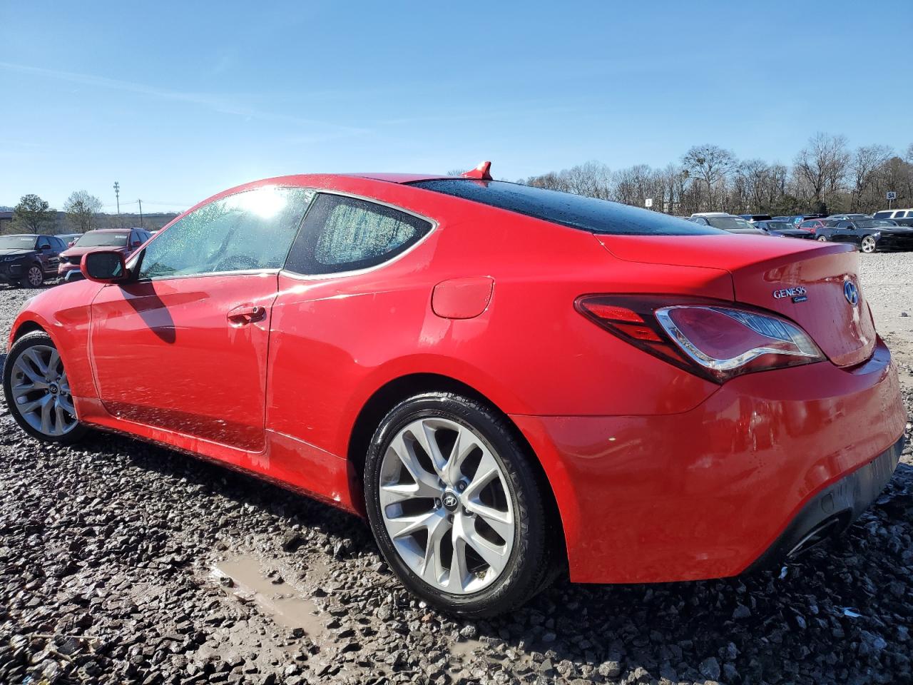 2013 Hyundai Genesis - Image 2