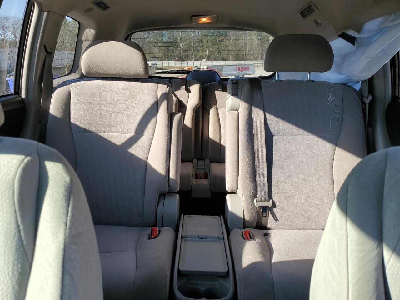 2013 Toyota Highlander - Image 10