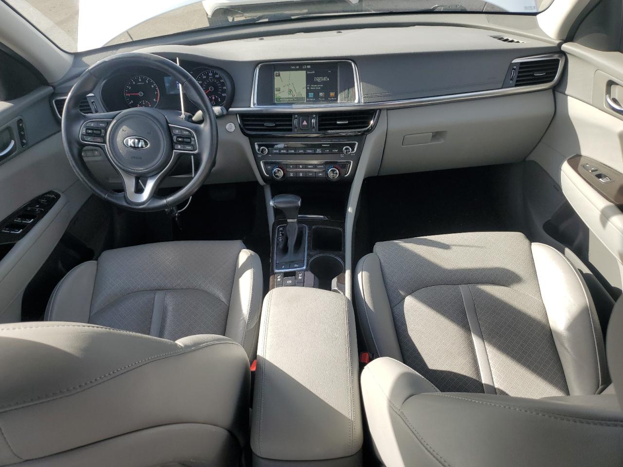 2017 Kia Optima - Image 8
