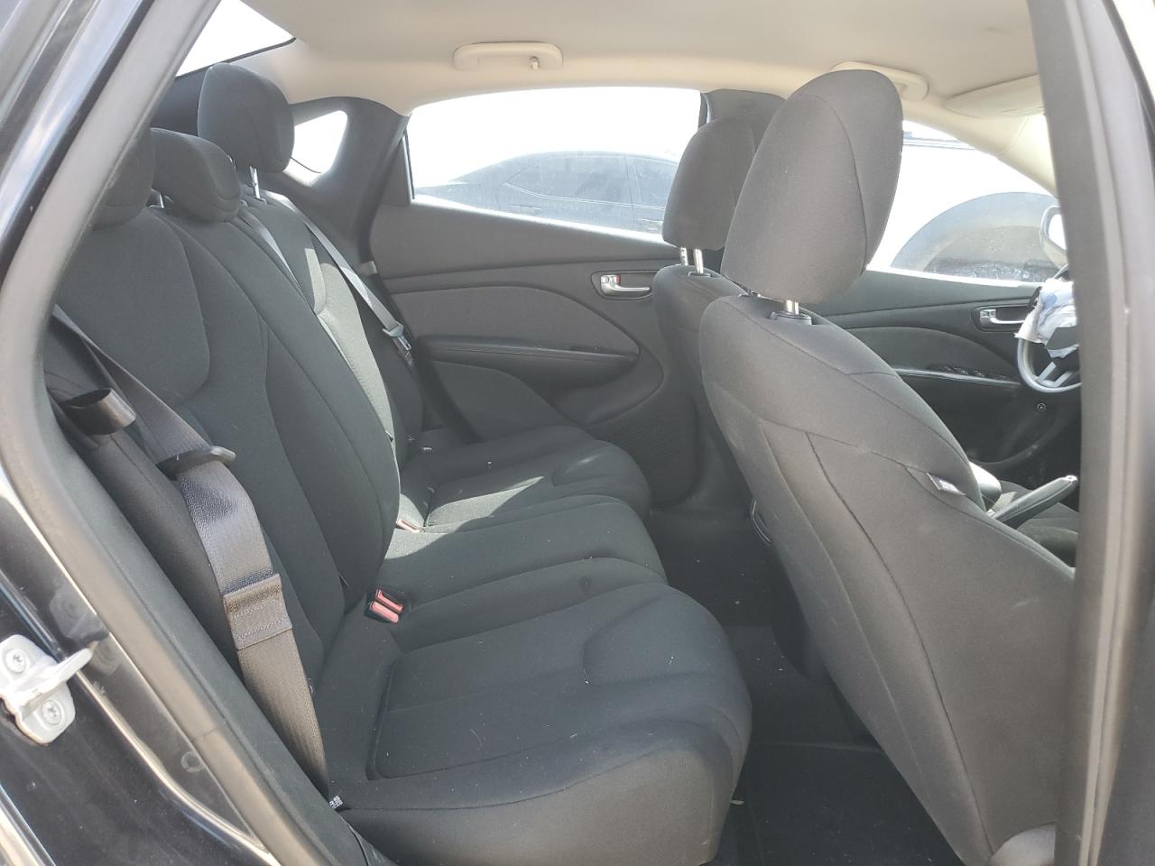 2013 Dodge Dart - Image 10