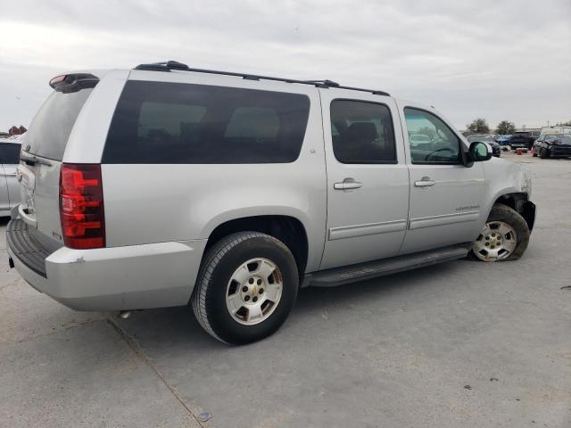 Parquets CHEVROLET SUBURBAN 2012 Silver