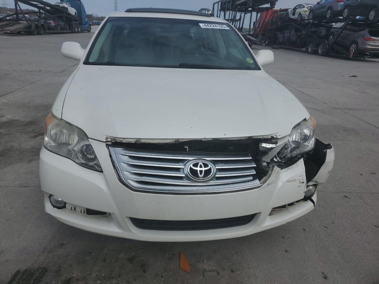 2008 Toyota Avalon - Image 5