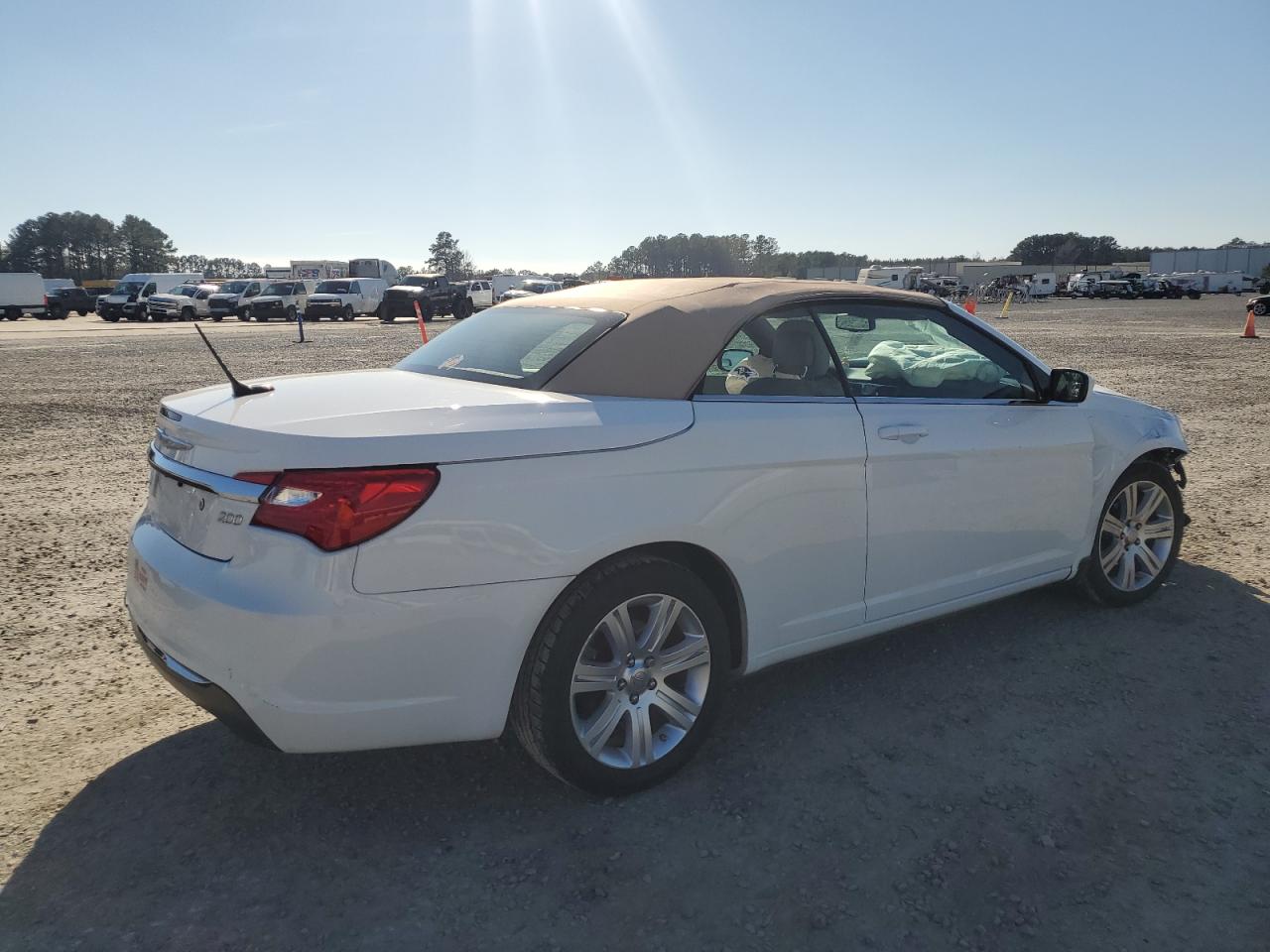 2012 Chrysler 200 - Image 3