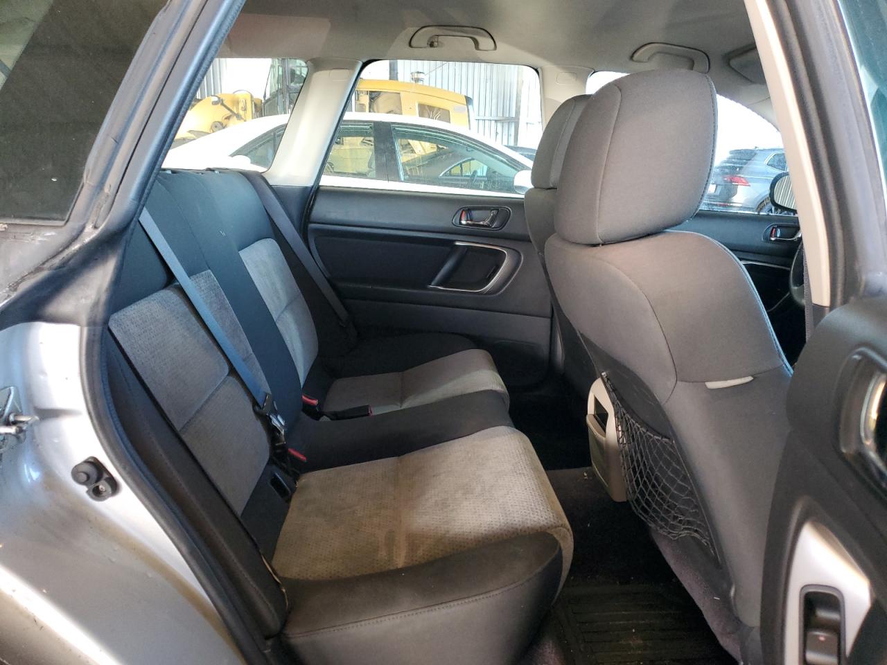 2006 Subaru Legacy - Image 10