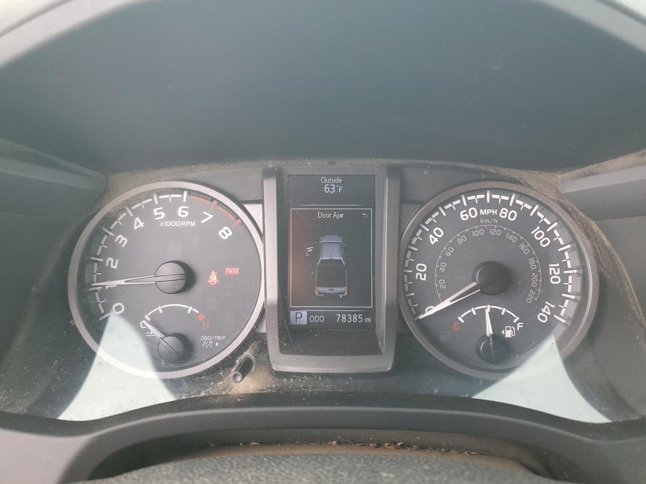 2018 Toyota Tacoma - Image 9