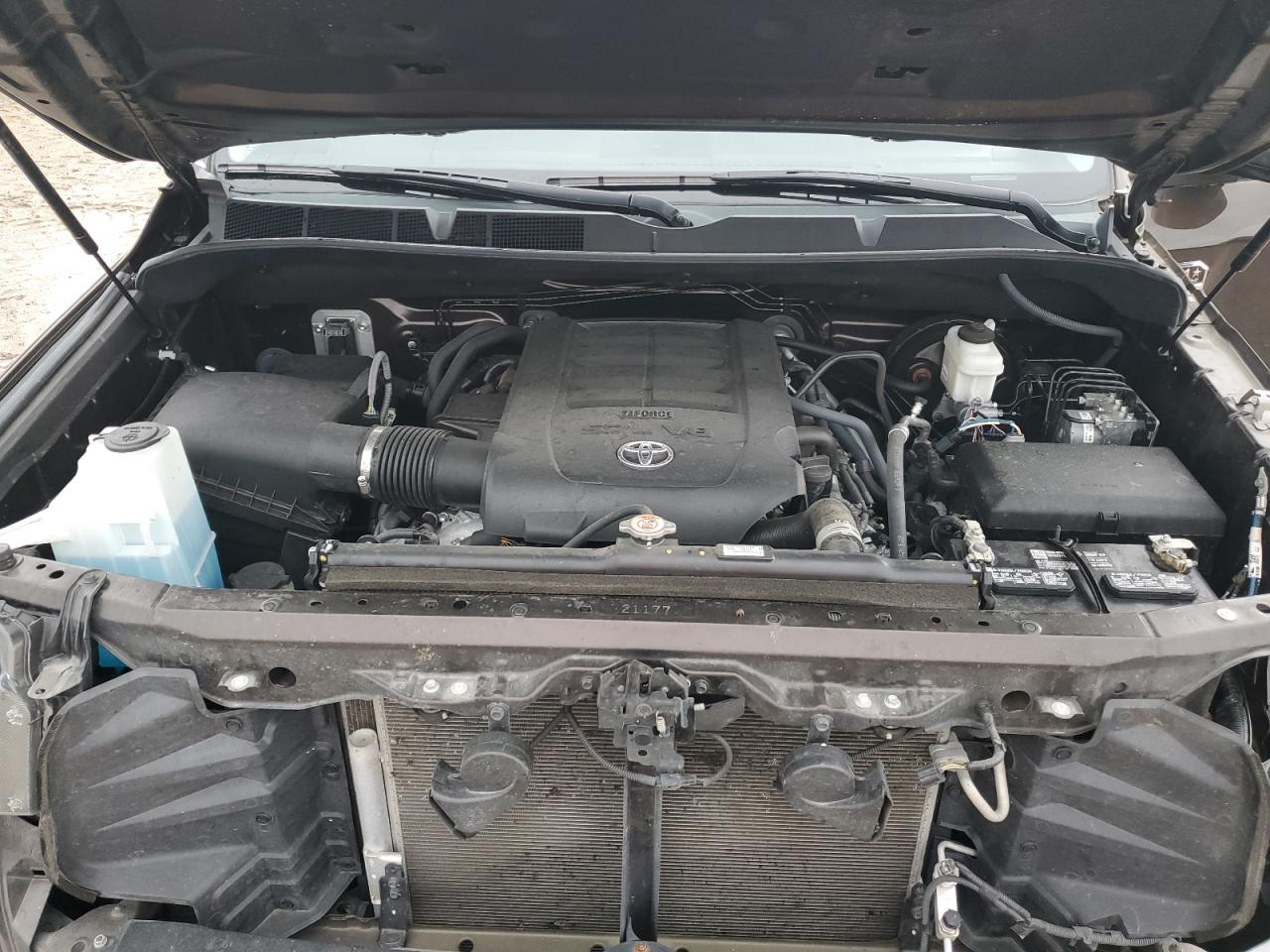 2021 Toyota Tundra - Image 11