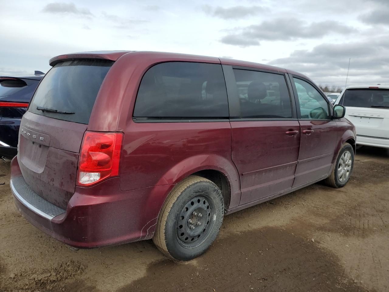 2017 Dodge Caravan - Image 3