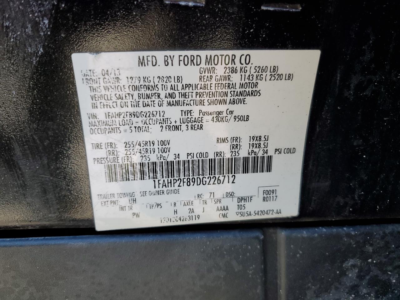 2013 Ford Taurus - Image 12