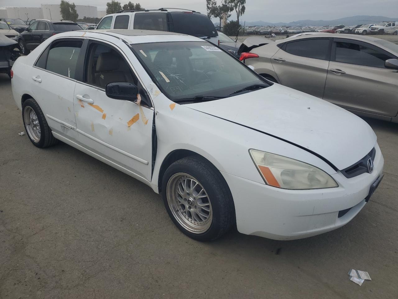 2003 Honda Accord - Image 4