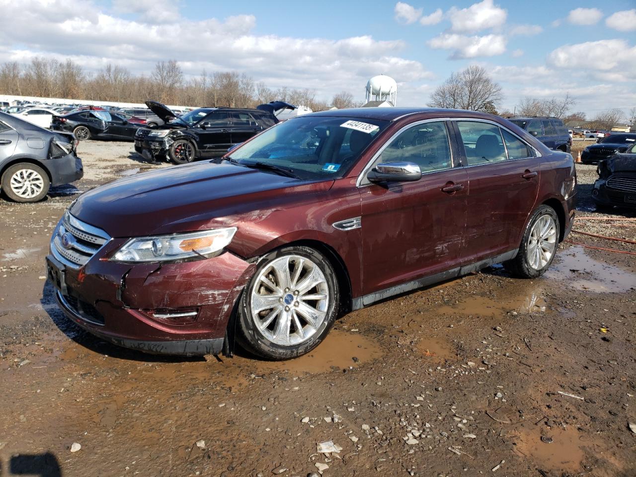 2012 Ford Taurus - Image 1