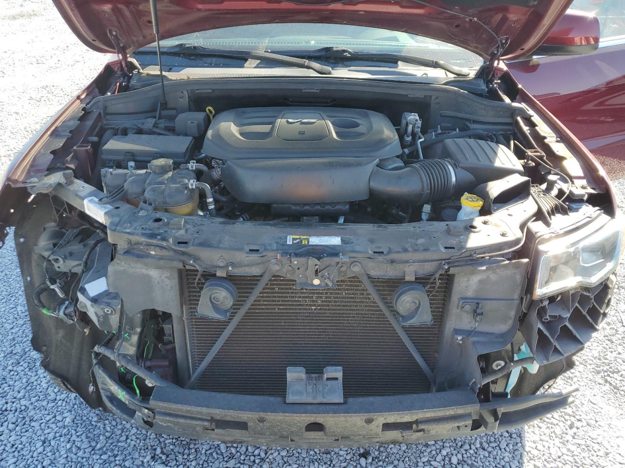 2017 Jeep Grand Cherokee - Image 12