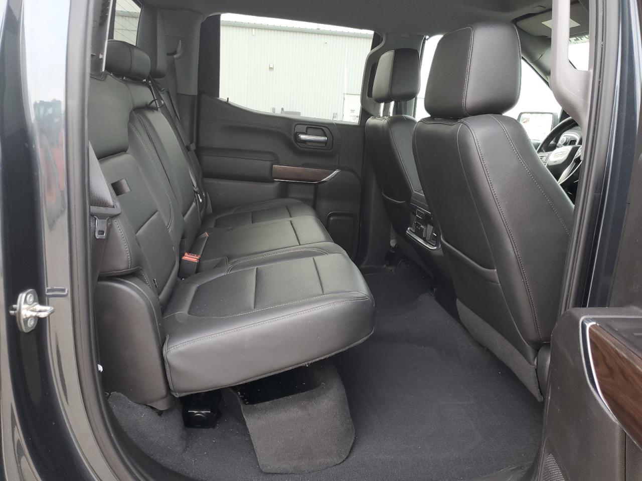 2019 GMC Sierra - Image 10
