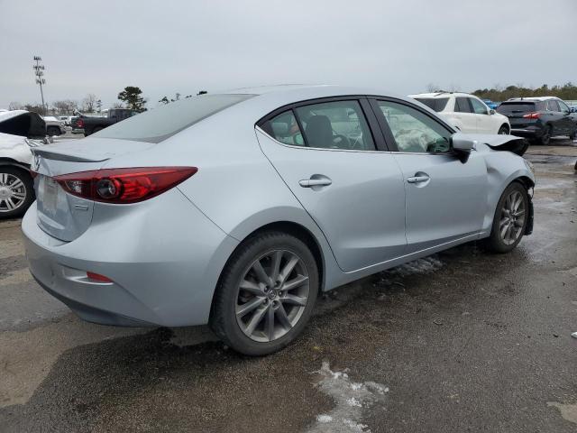  MAZDA 3 2018 Srebrny