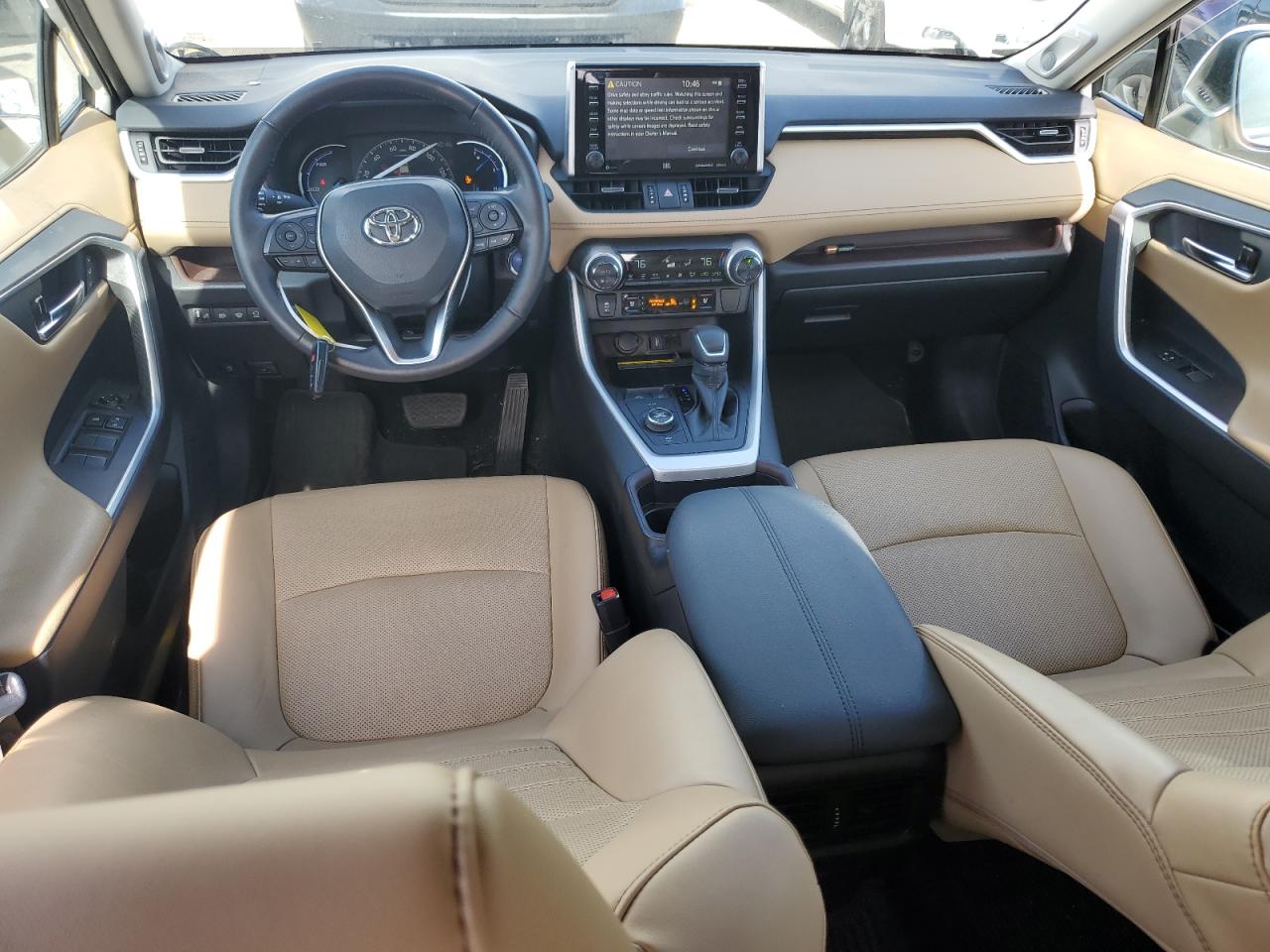 2021 Toyota RAV 4 - Image 8