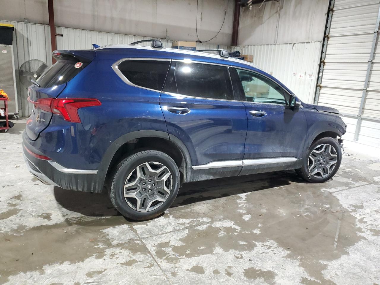 2023 Hyundai Santa Fe - Image 3