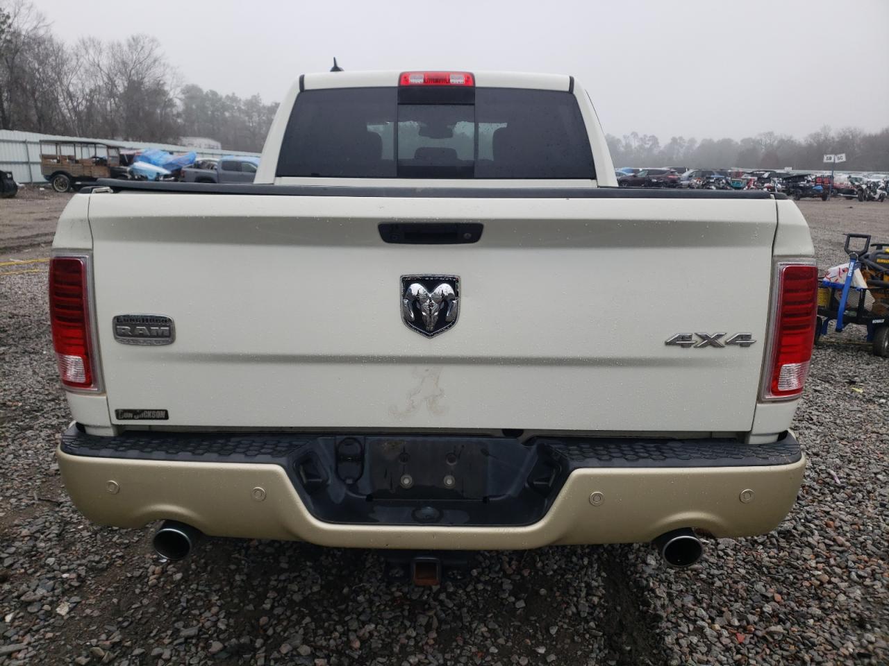 2016 RAM 1500 - Image 6