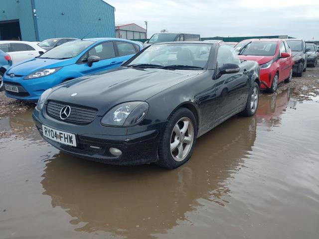 2004 MERCEDES BENZ SLK 200 KO for sale at Copart ROCHFORD