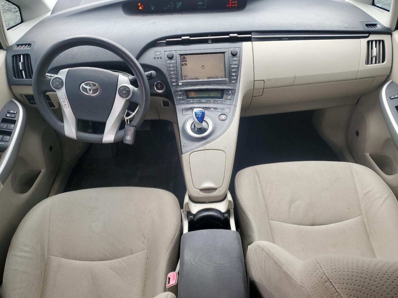 2010 Toyota Prius - Image 8