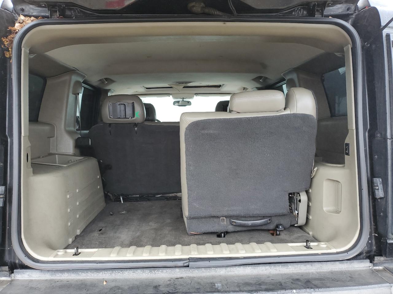2003 Hummer H2 - Image 13