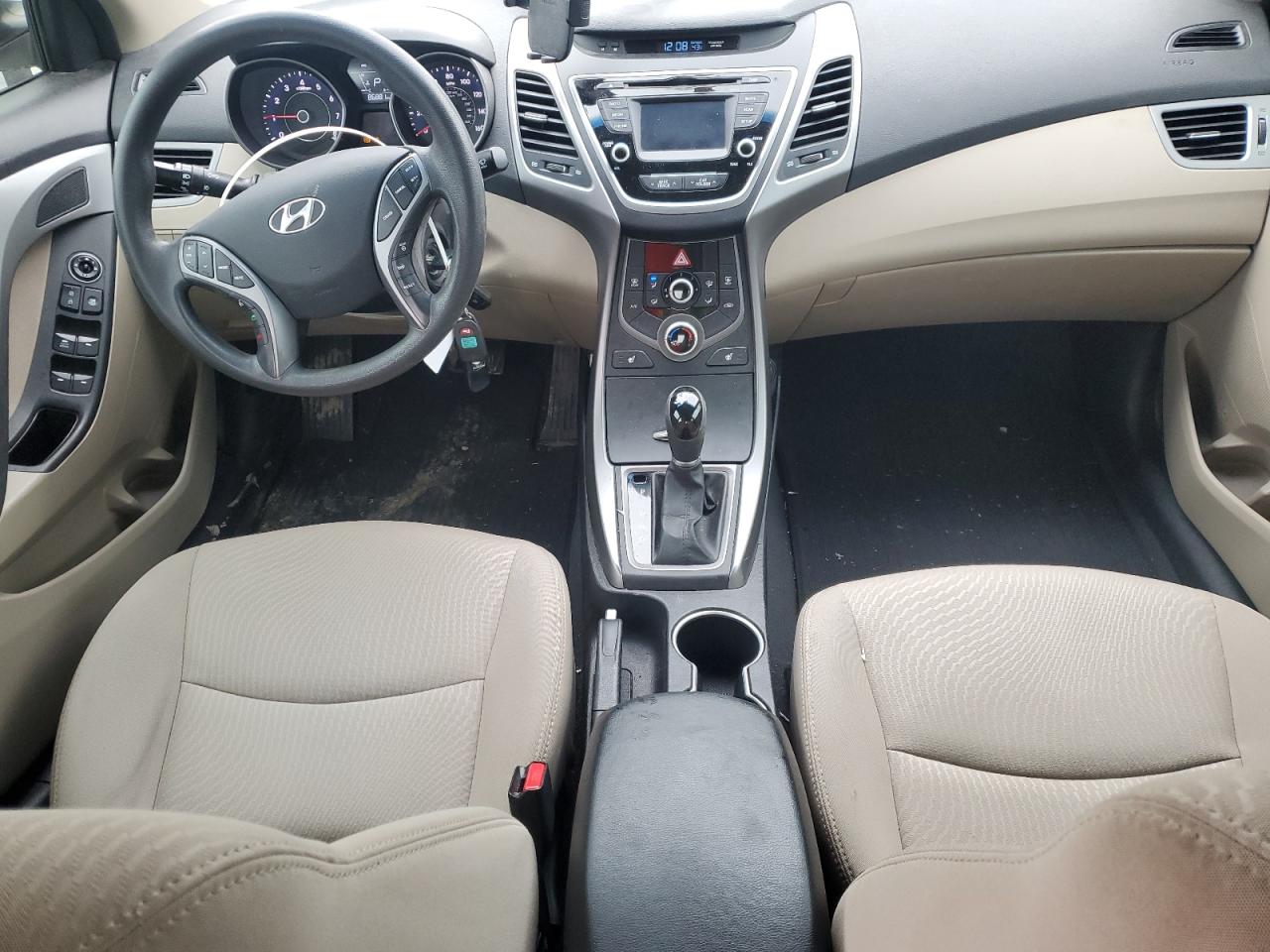 2014 Hyundai Elantra - Image 8