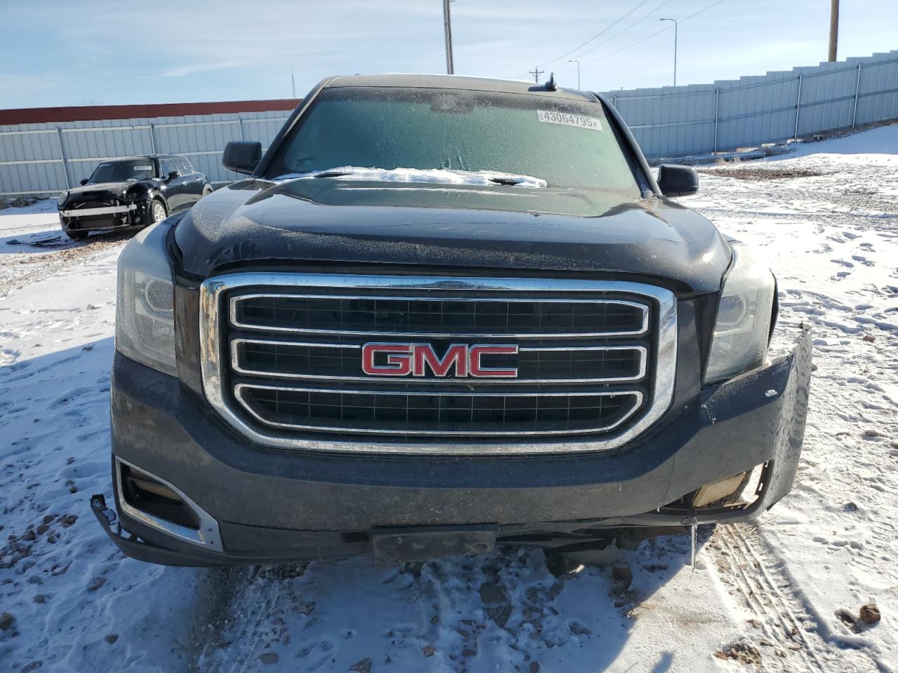 2017 GMC Yukon - Image 5